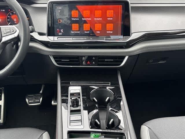 new 2025 Volkswagen Atlas car, priced at $48,201