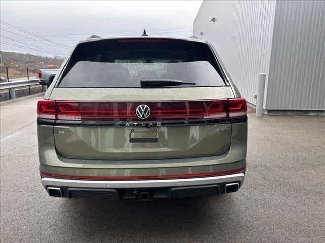 new 2025 Volkswagen Atlas car, priced at $48,201