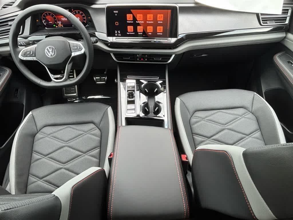new 2025 Volkswagen Atlas car, priced at $48,341