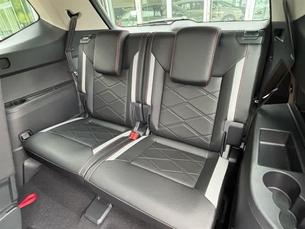 new 2025 Volkswagen Atlas car, priced at $48,341