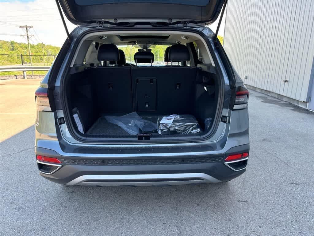 new 2025 Volkswagen Taos car, priced at $32,421
