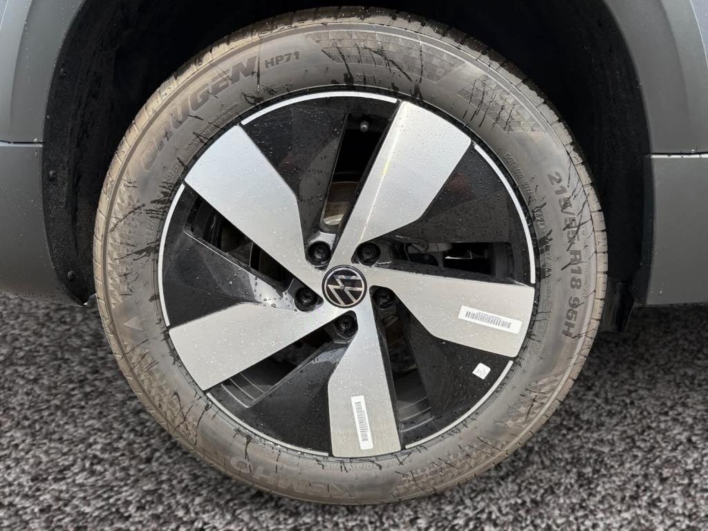 new 2025 Volkswagen Taos car, priced at $26,821