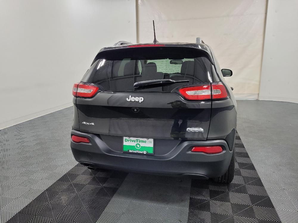 used 2016 Jeep Cherokee car, priced at $15,995