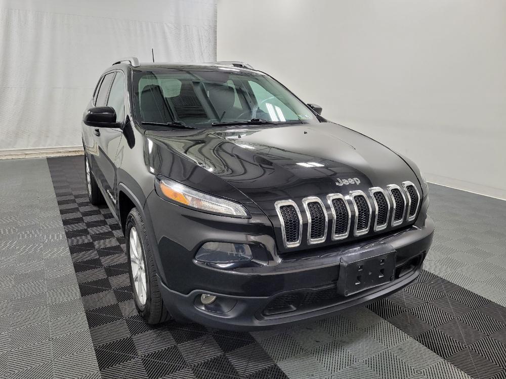 used 2016 Jeep Cherokee car, priced at $15,995