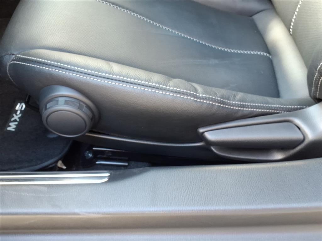 new 2025 Mazda MX-5 Miata RF car, priced at $38,742