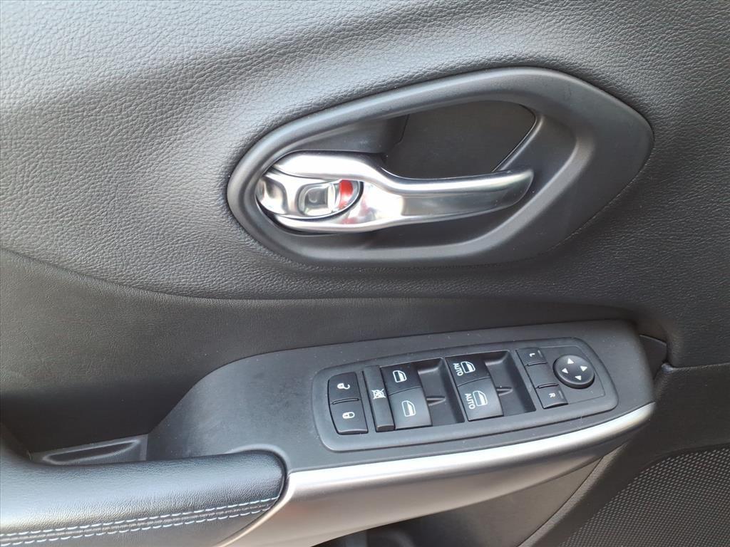 used 2019 Jeep Cherokee car, priced at $17,000