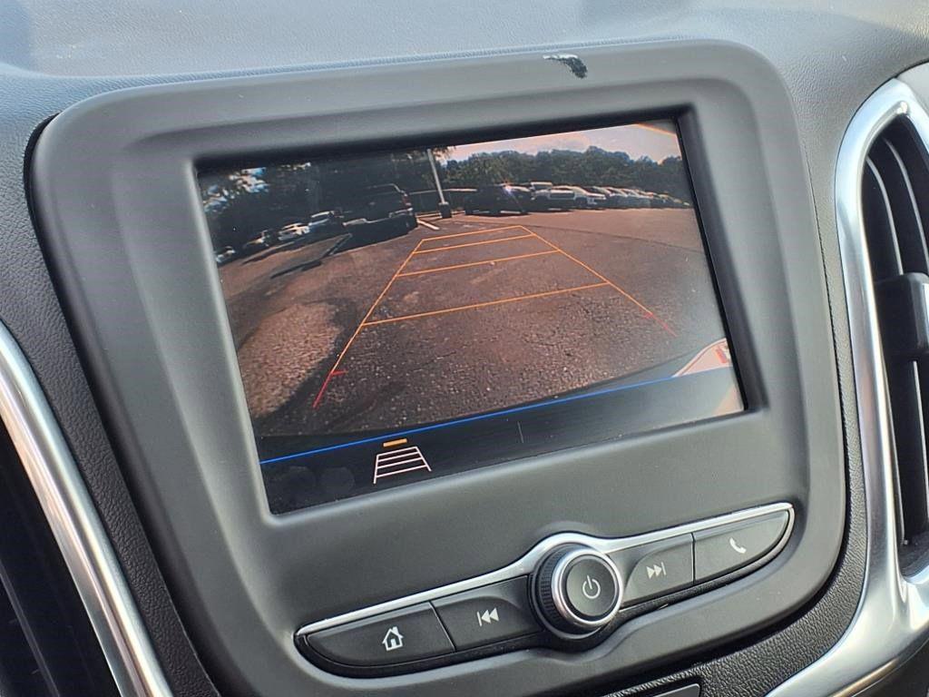 used 2021 Chevrolet Equinox car, priced at $19,000