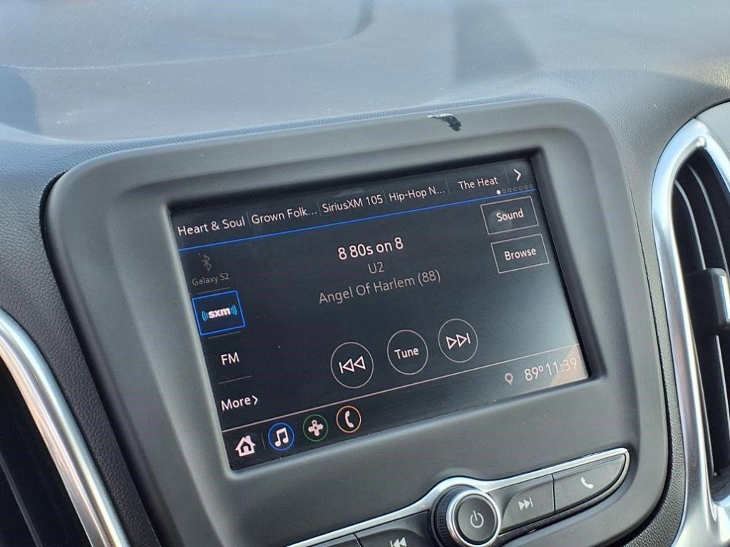 used 2021 Chevrolet Equinox car, priced at $19,000