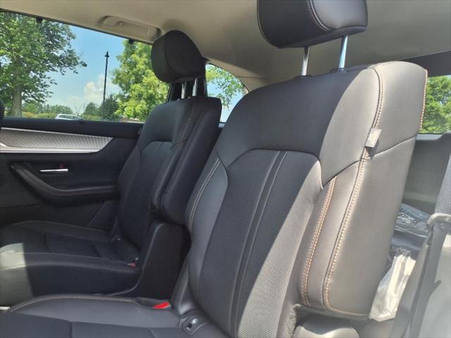 new 2025 Mazda CX-90 car, priced at $43,155