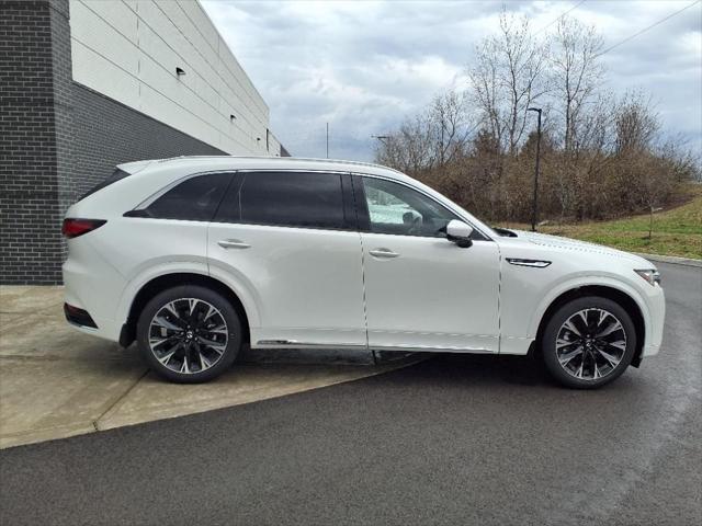 new 2025 Mazda CX-90 car, priced at $55,500