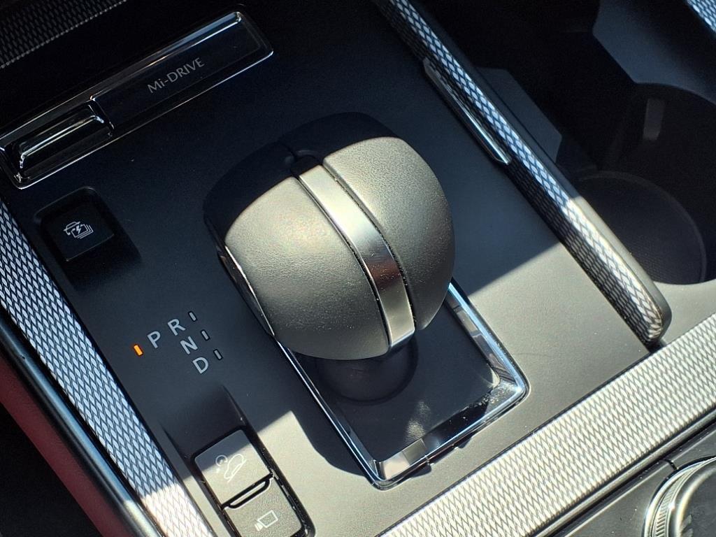 used 2025 Mazda CX-70 PHEV car, priced at $42,000