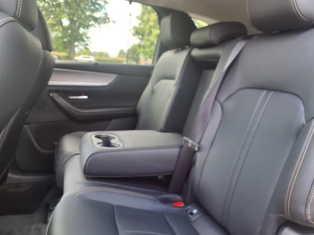 new 2025 Mazda CX-90 car, priced at $41,510