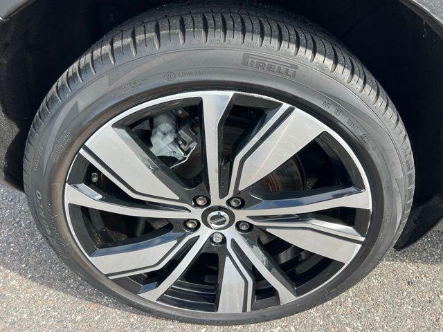 used 2021 Volvo XC40 Recharge Pure Electric car, priced at $24,490