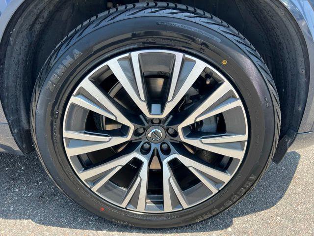 used 2021 Volvo XC90 car, priced at $30,788