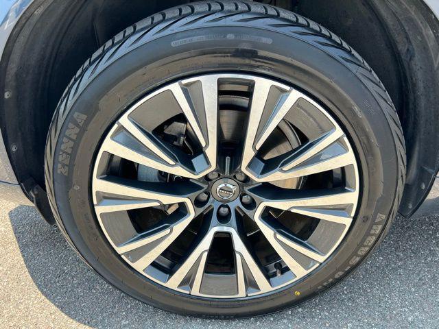 used 2021 Volvo XC90 car, priced at $30,788