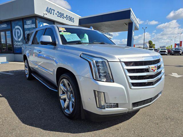 used 2020 Cadillac Escalade ESV car, priced at $36,495