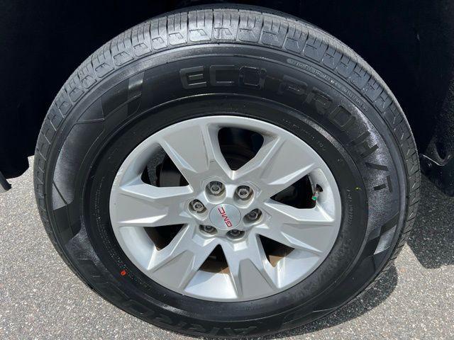 used 2016 GMC Sierra 1500 car, priced at $15,490