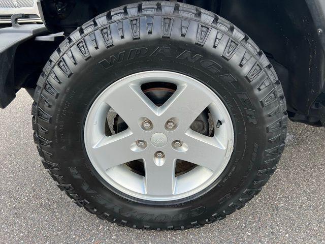 used 2010 Jeep Wrangler Unlimited car, priced at $11,990