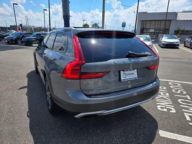 used 2017 Volvo V90 Cross Country car, priced at $24,581