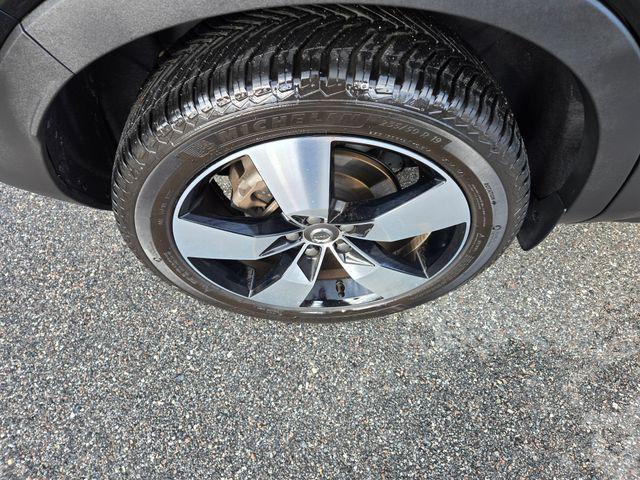 used 2019 Volvo XC40 car, priced at $20,888