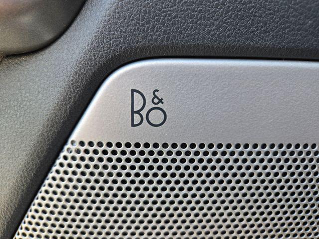 used 2021 Ford F-150 car, priced at $32,465
