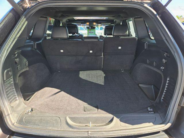 used 2017 Jeep Grand Cherokee car, priced at $15,490