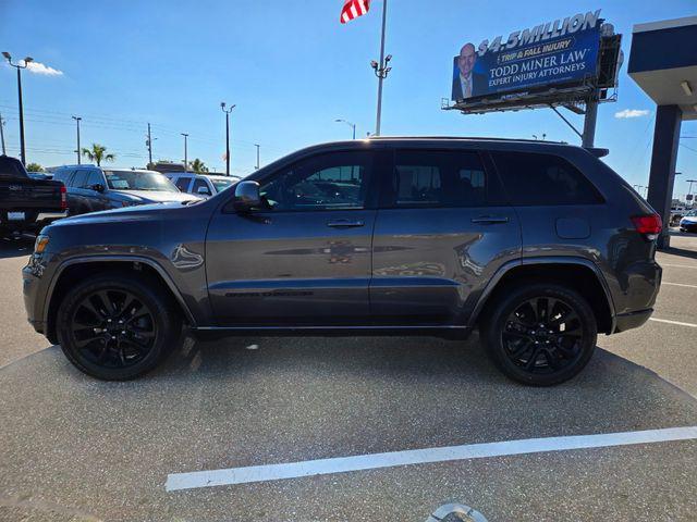 used 2017 Jeep Grand Cherokee car, priced at $15,490