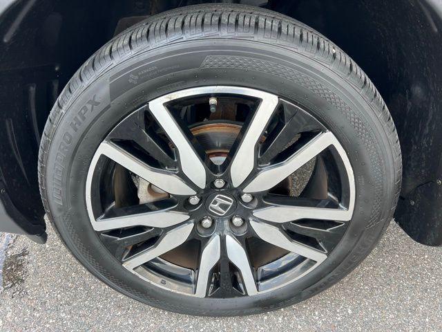 used 2020 Honda Pilot car, priced at $25,490