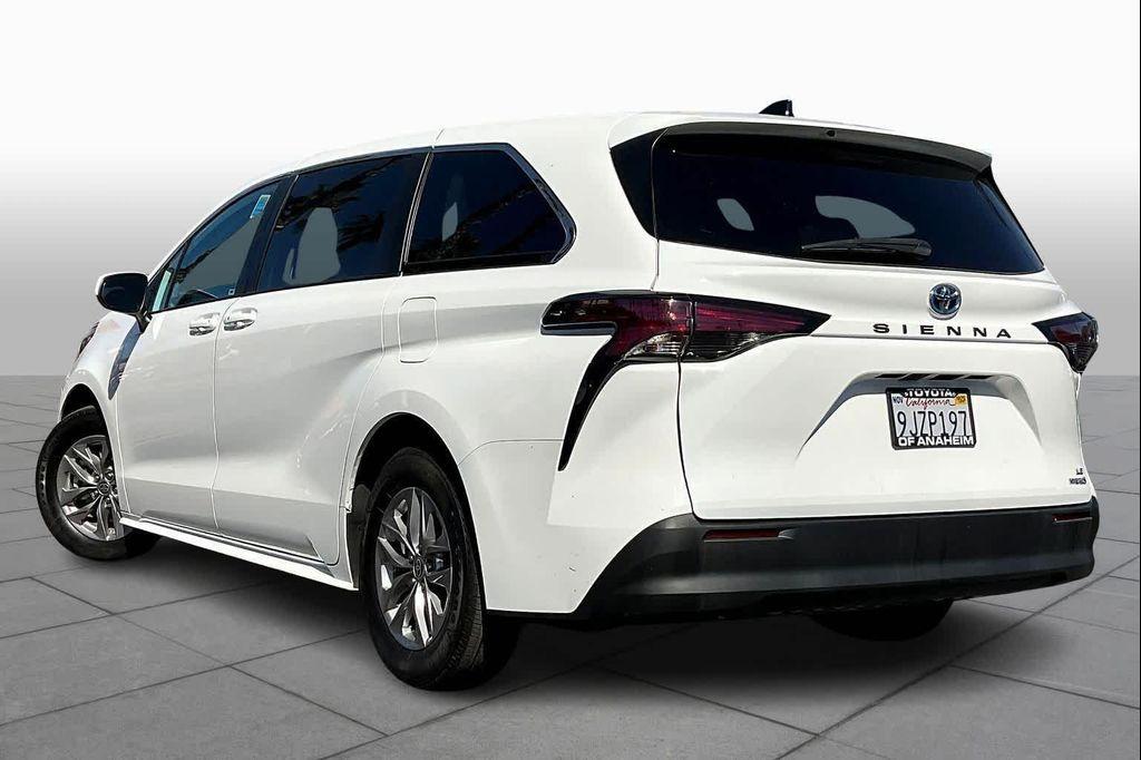 used 2022 Toyota Sienna car, priced at $32,500