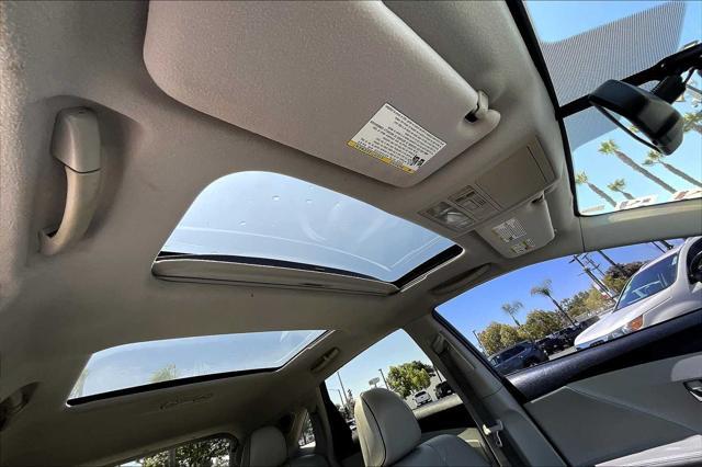 used 2009 Toyota Venza car, priced at $10,000