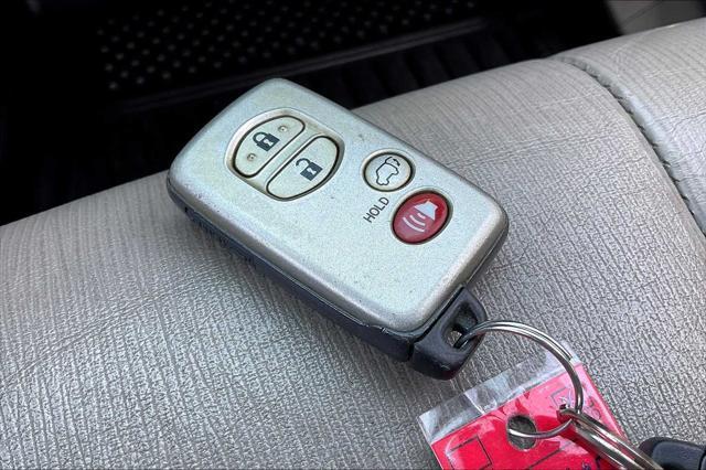 used 2009 Toyota Venza car, priced at $10,000
