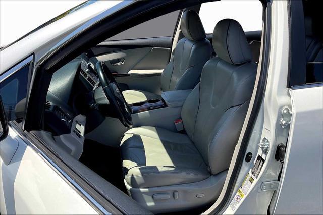 used 2009 Toyota Venza car, priced at $10,000