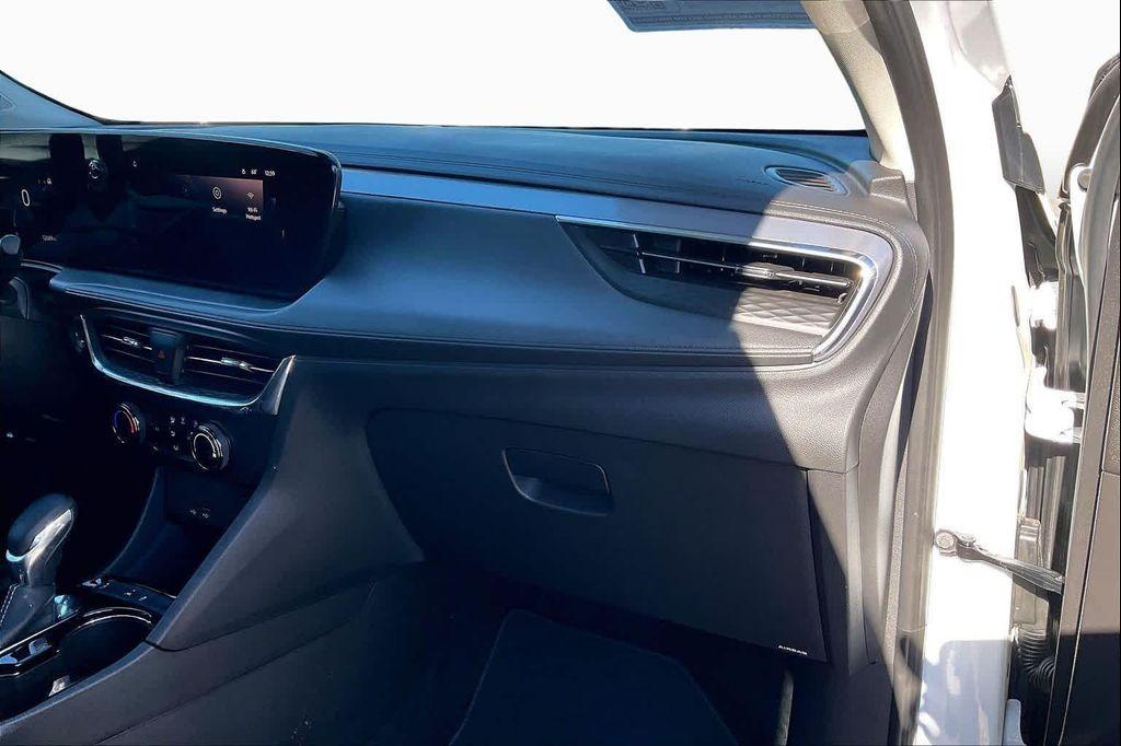 used 2025 Buick Encore GX car, priced at $20,500