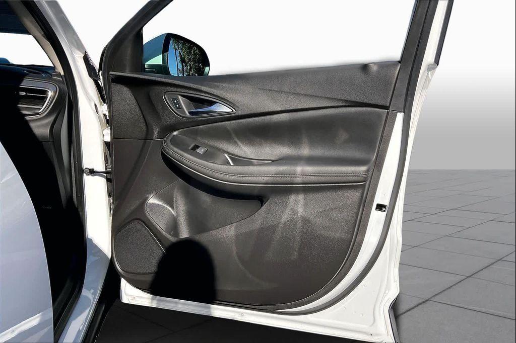 used 2025 Buick Encore GX car, priced at $20,500