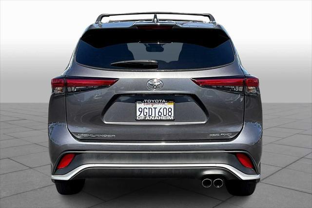 used 2023 Toyota Highlander car, priced at $38,500