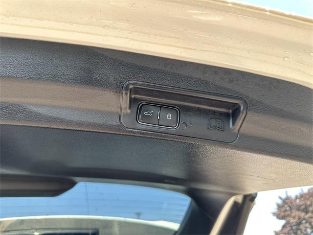 used 2022 Ford Explorer car, priced at $28,889