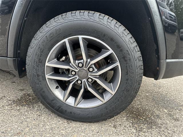 used 2020 Jeep Grand Cherokee car, priced at $16,850