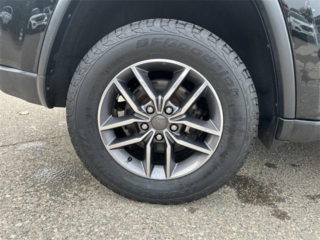 used 2020 Jeep Grand Cherokee car, priced at $16,850