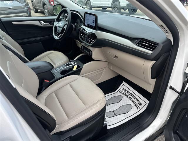 used 2022 Ford Escape car, priced at $24,402