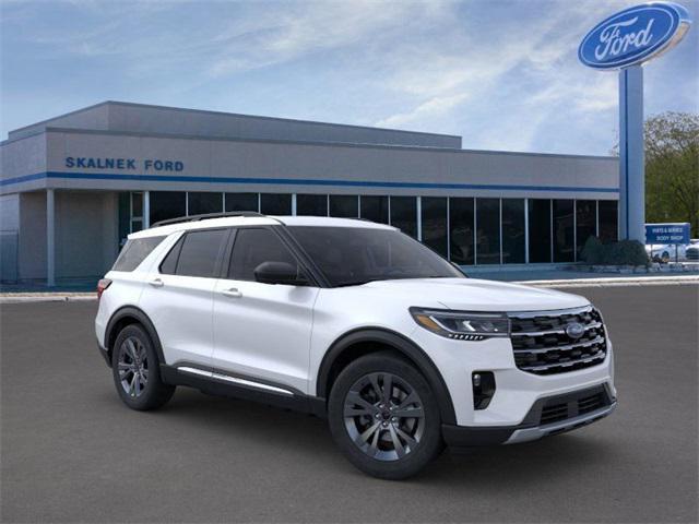 new 2025 Ford Explorer car, priced at $49,095