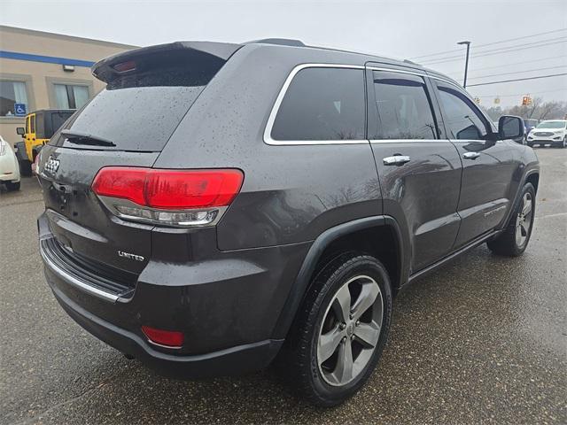 used 2015 Jeep Grand Cherokee car, priced at $13,814