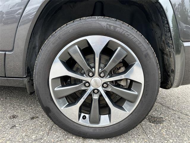 used 2019 Jeep Cherokee car, priced at $16,559