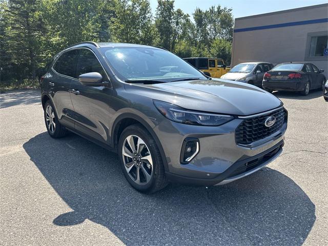 used 2023 Ford Escape car, priced at $28,466