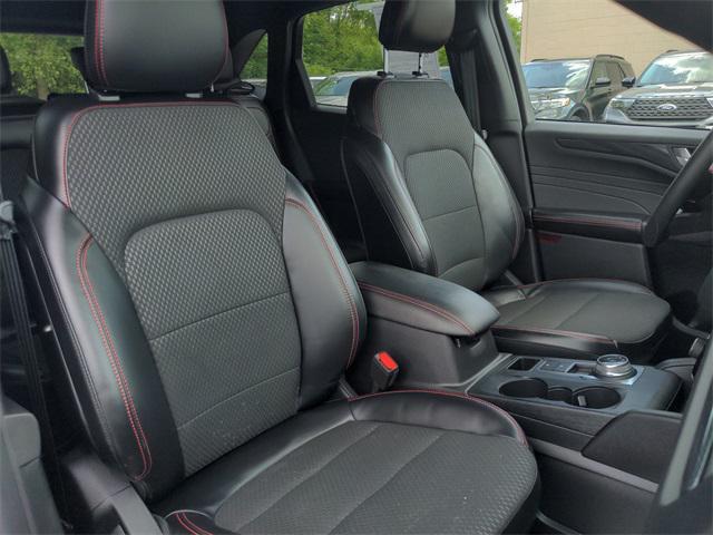 used 2023 Ford Escape car, priced at $25,325
