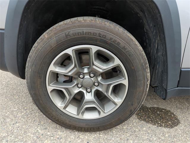 used 2020 Jeep Cherokee car, priced at $22,047