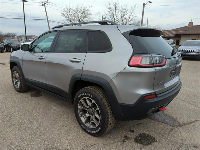 used 2020 Jeep Cherokee car, priced at $22,047
