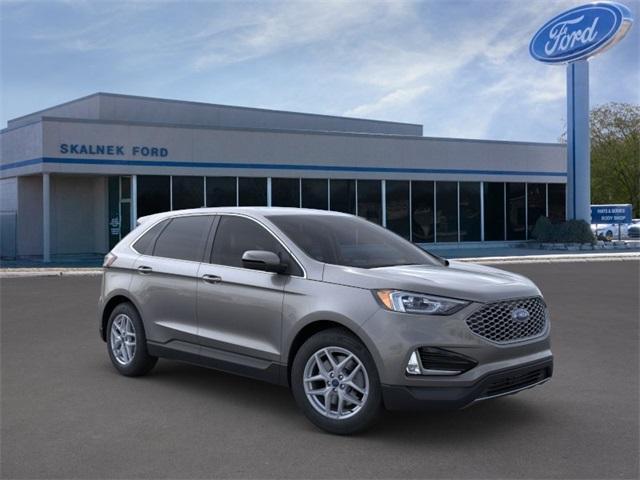 new 2024 Ford Edge car, priced at $37,906