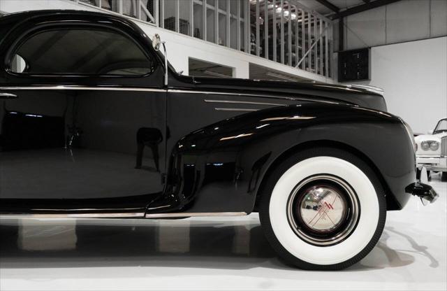 used 1939 Lincoln Zephyr car, priced at $169,900