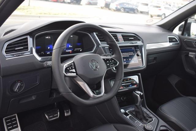 new 2024 Volkswagen Tiguan car, priced at $34,299