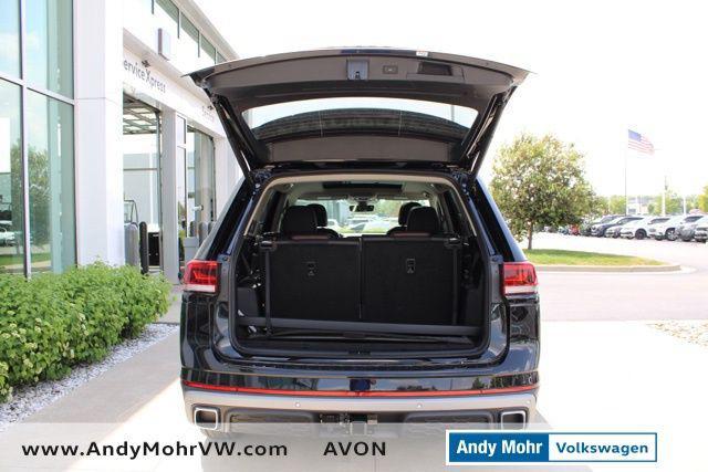 new 2025 Volkswagen Atlas car, priced at $47,652